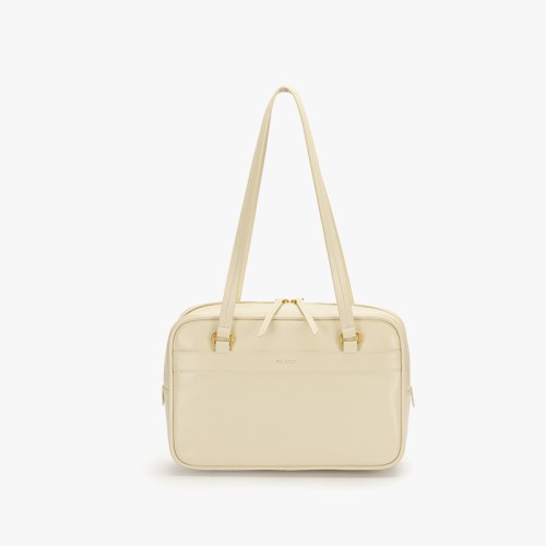 cuyana leather tote