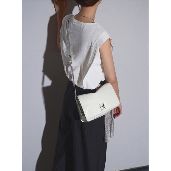 Large capacity 2024 new niche design one-shoulder underarm bag