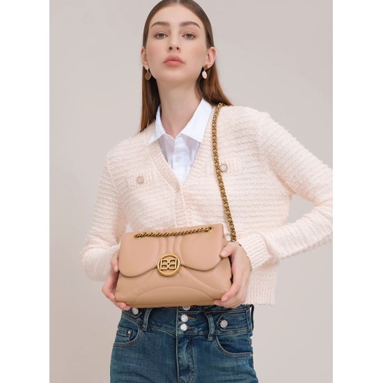 Small square bag with chain and one shoulder crossbody bag