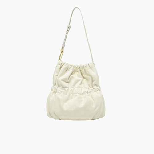 gold chain crossbody bag