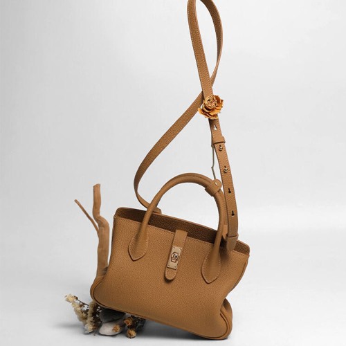 tory burch miller bucket bag