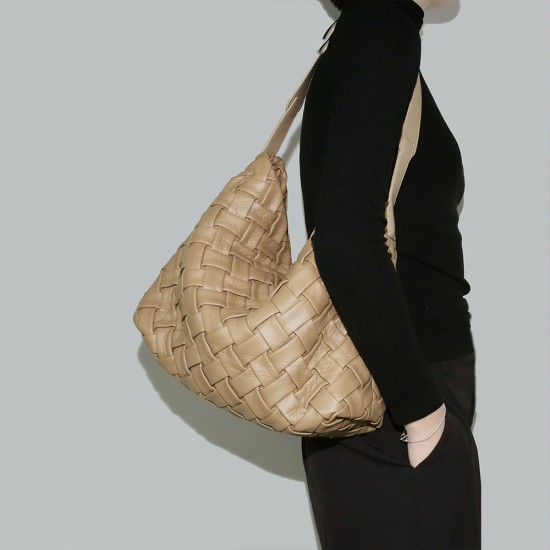 Soft leather woven tote bag, bucket bag, crossbody bag, mother bag - Memoo.com