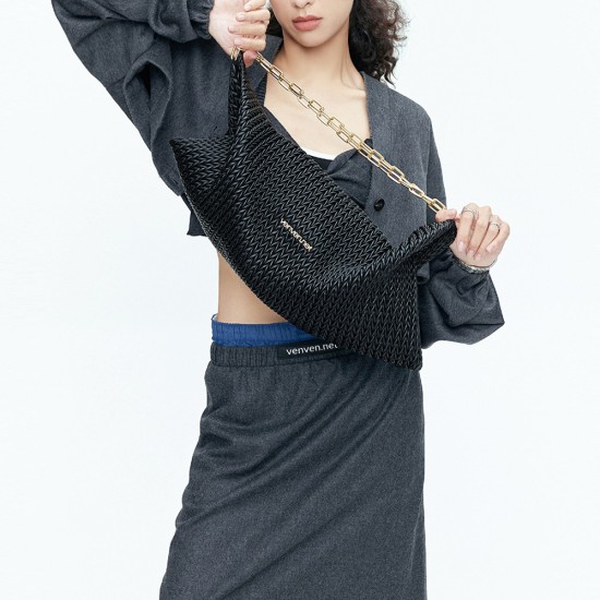 Black armpit bag with chain and pleated straps - Memoo.com