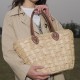 The shoulder bag is hand-knitted - Memoo.com