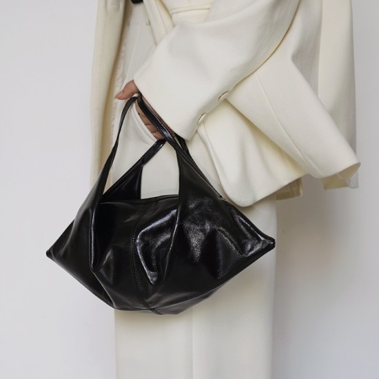 Head layer cowhide oil wax shoulder bag, crossbody bag, hand-held cow horn bag, folding bag - Memoo.com