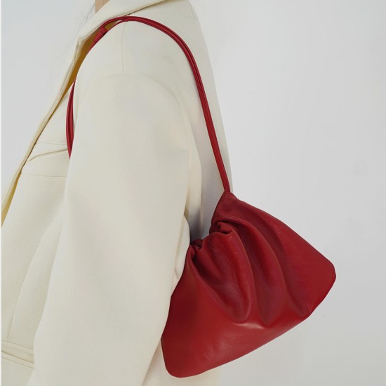 Customized small and lightweight lambskin womens shoulder and armpit cloud bag - Memoo.com