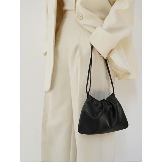 Customized small and lightweight lambskin womens shoulder and armpit cloud bag - Memoo.com