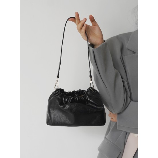 Oil wax head layer cowhide shoulder bag - Memoo.com