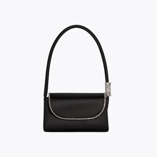 Flap underarm bag in elegant black shoulder bag