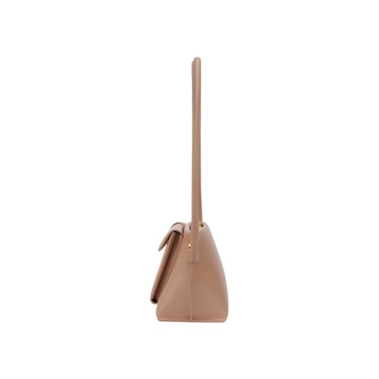 Atrili is a stylish, simple pink shoulder bag - Memoo.com