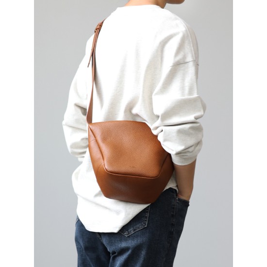 Lightweight and niche single shoulder crossbody womens bag - Memoo.com