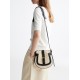 Commuter carry a one-shoulder underarm bag