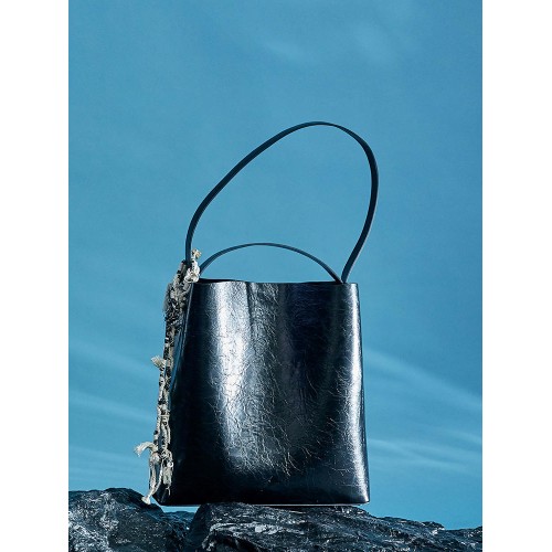 leather handbags made in italy