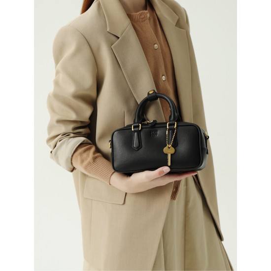 Soft top leather handbag, cross-body pillow small square bag - Memoo.com