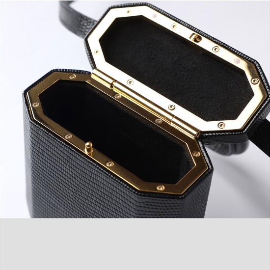 Hand bill shoulder bag Womens black magnetic buckle small square box bag - Memoo.com