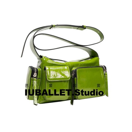 Underarm baguette bag